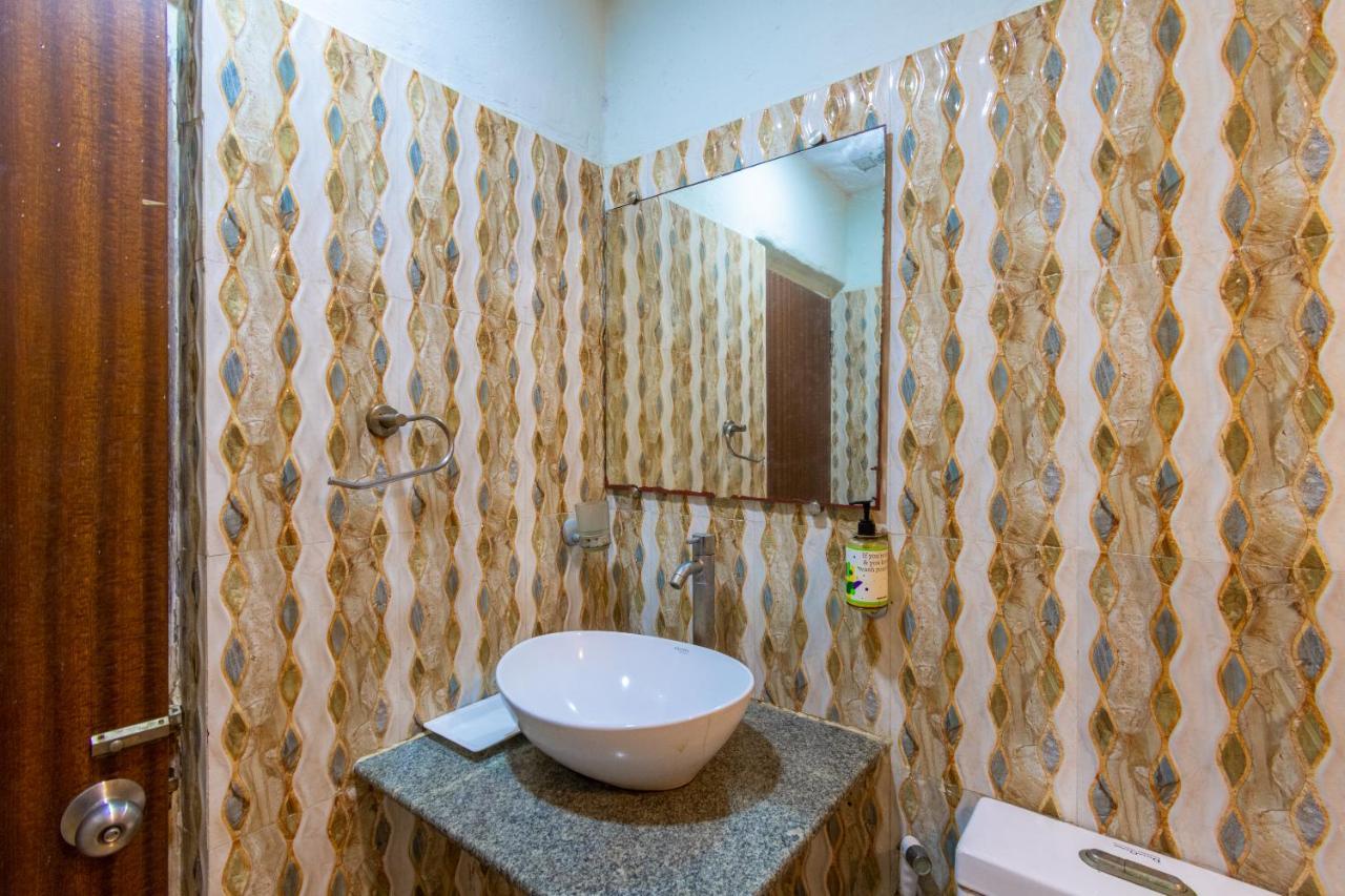 Opiam B&B A Business Hotel 콜카타 외부 사진