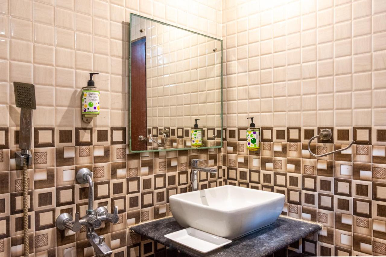Opiam B&B A Business Hotel 콜카타 외부 사진